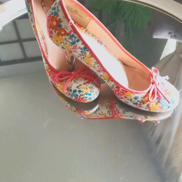 Floral Chinese Laundry pumps size 9 - Picture 4 of 4